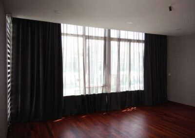 motorised curtains blackout curtains by dubai curtains 1024x758 1
